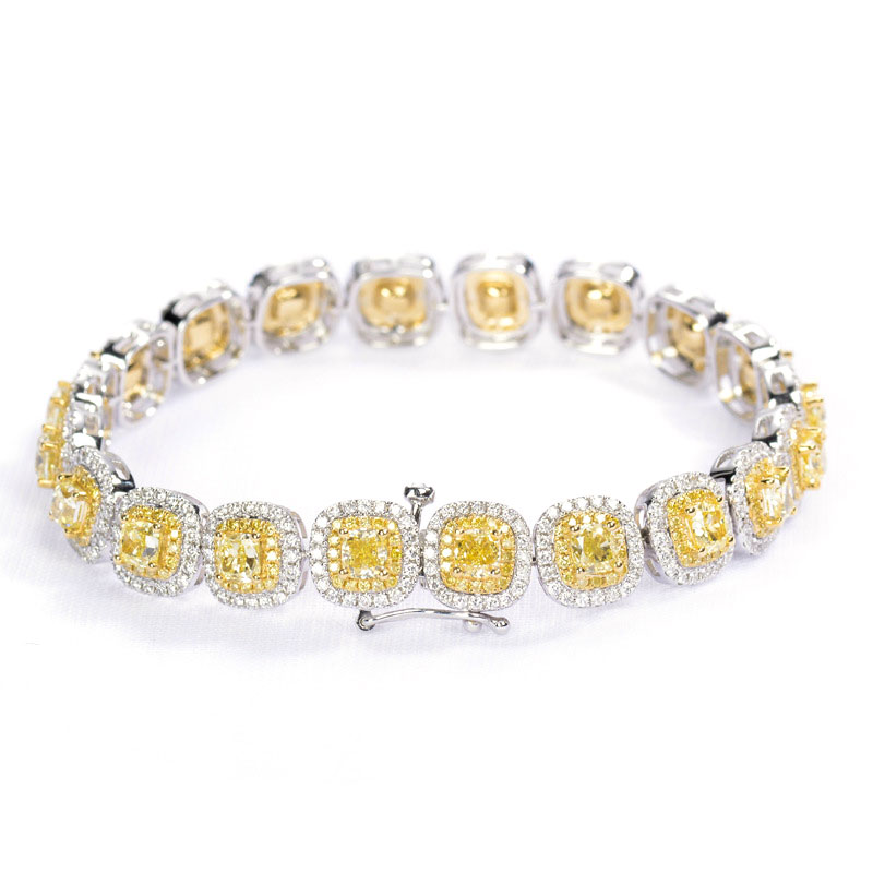 Cushion-cut Fancy Yellow Diamond Tennis Bracelet in 18K White Gold for Women