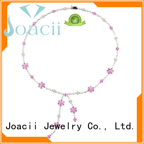 elegant sapphire necklace design for lady