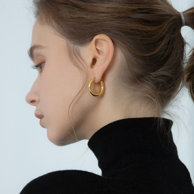 Joacii shaped white gold hoop earrings for gifts-2